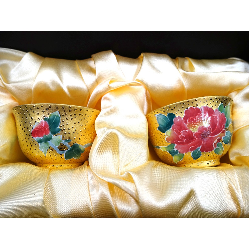 故宮御用國寶彩繪大師-林春香 法華牡丹金杯招財組 父親節 收藏 手工精雕 法華彩 立體 古玩收藏 附禮盒 擺飾 茶具現貨-細節圖2