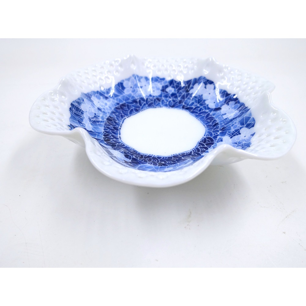 故宮御用國寶彩繪大師-林春香 梅花白雕鏤空盤 青竹白雕鏤空盤 收藏手工 精雕古玩 收藏 附禮盒 擺飾 瓷盤餽贈收藏 台灣-細節圖5