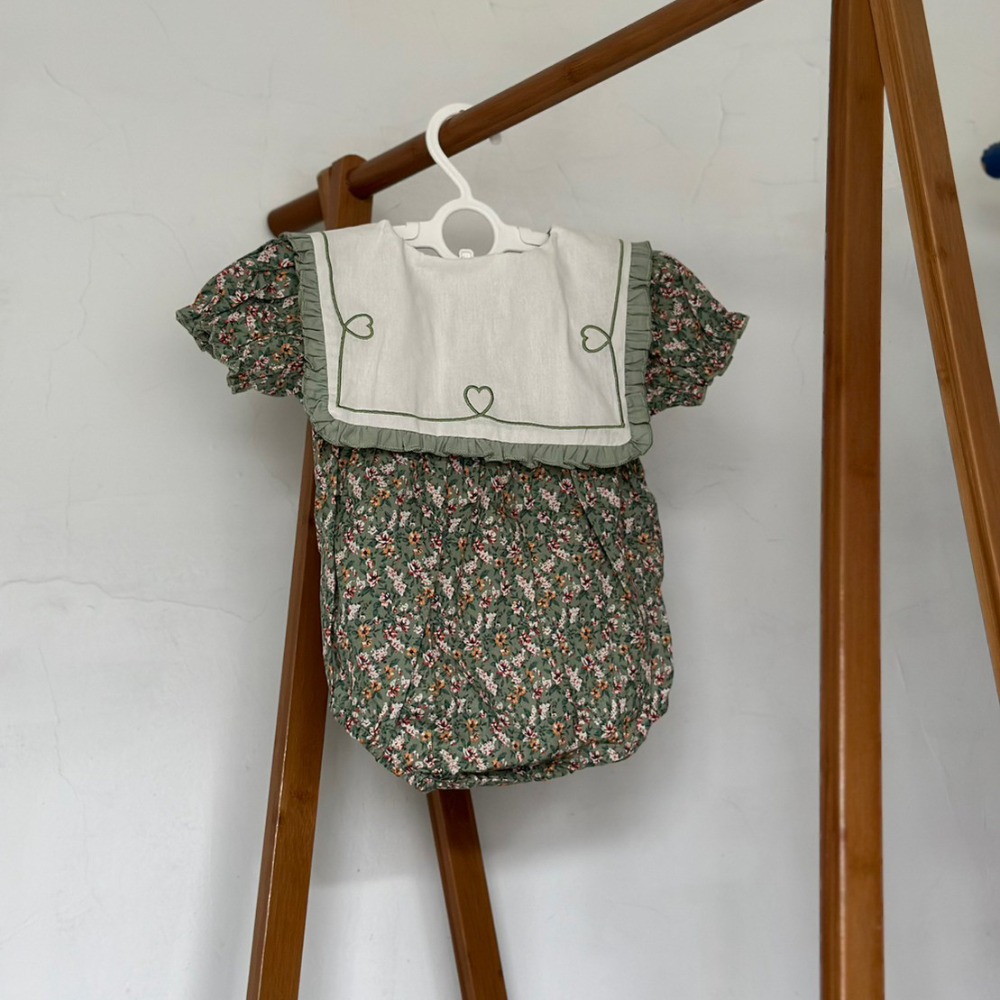 嬰兒日系綠色碎花包屁衣-細節圖2