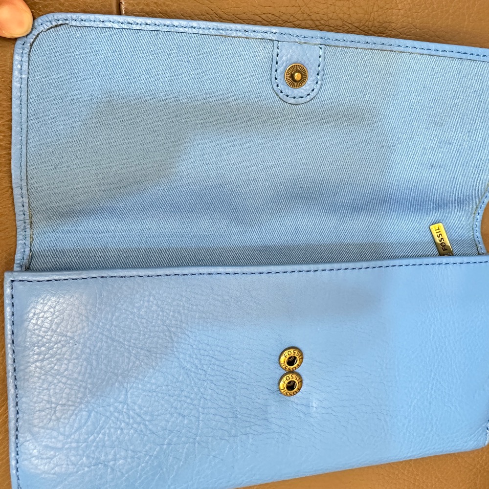 FOSSIL藍色真皮長夾-細節圖4