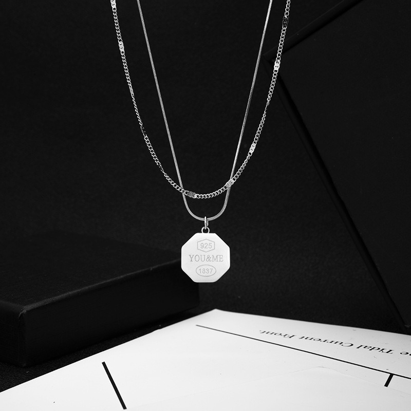 🌈BEAUTY飾品🌈 FN77 在台現貨 真金電鍍14k 雙層六角形刻字鈦鋼項鍊（銀色）-細節圖3