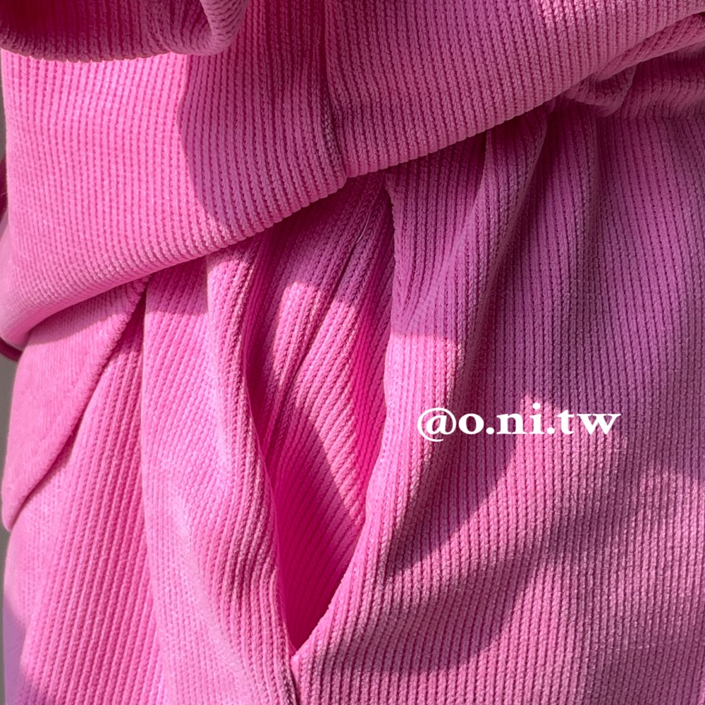 【o.ni.tw-現貨+預購#0044】華夫格套裝 上衣+短褲 日韓同步上架 粉色 卡其色 咖啡色 黑色-細節圖8