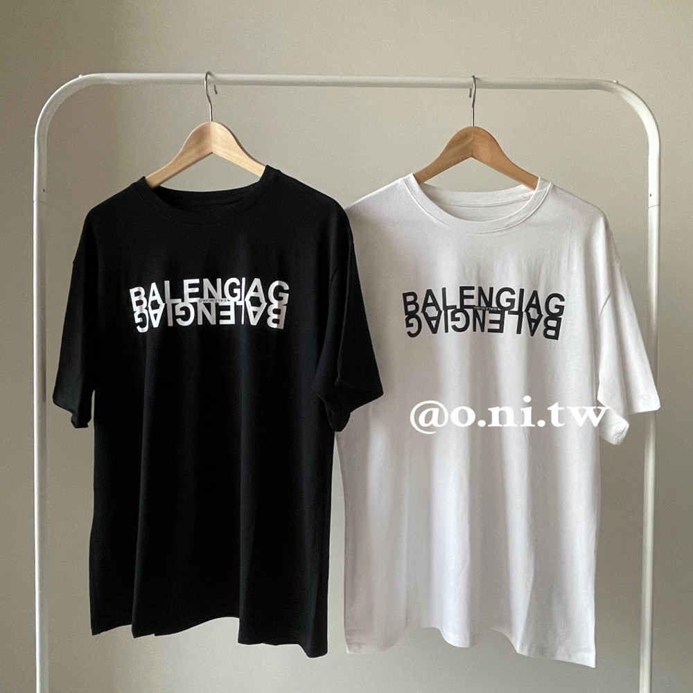 【o.ni.tw-現貨#0014】英文顛倒Over size男友衣 黑色 白色 英文 顛倒 反向 上衣-細節圖3
