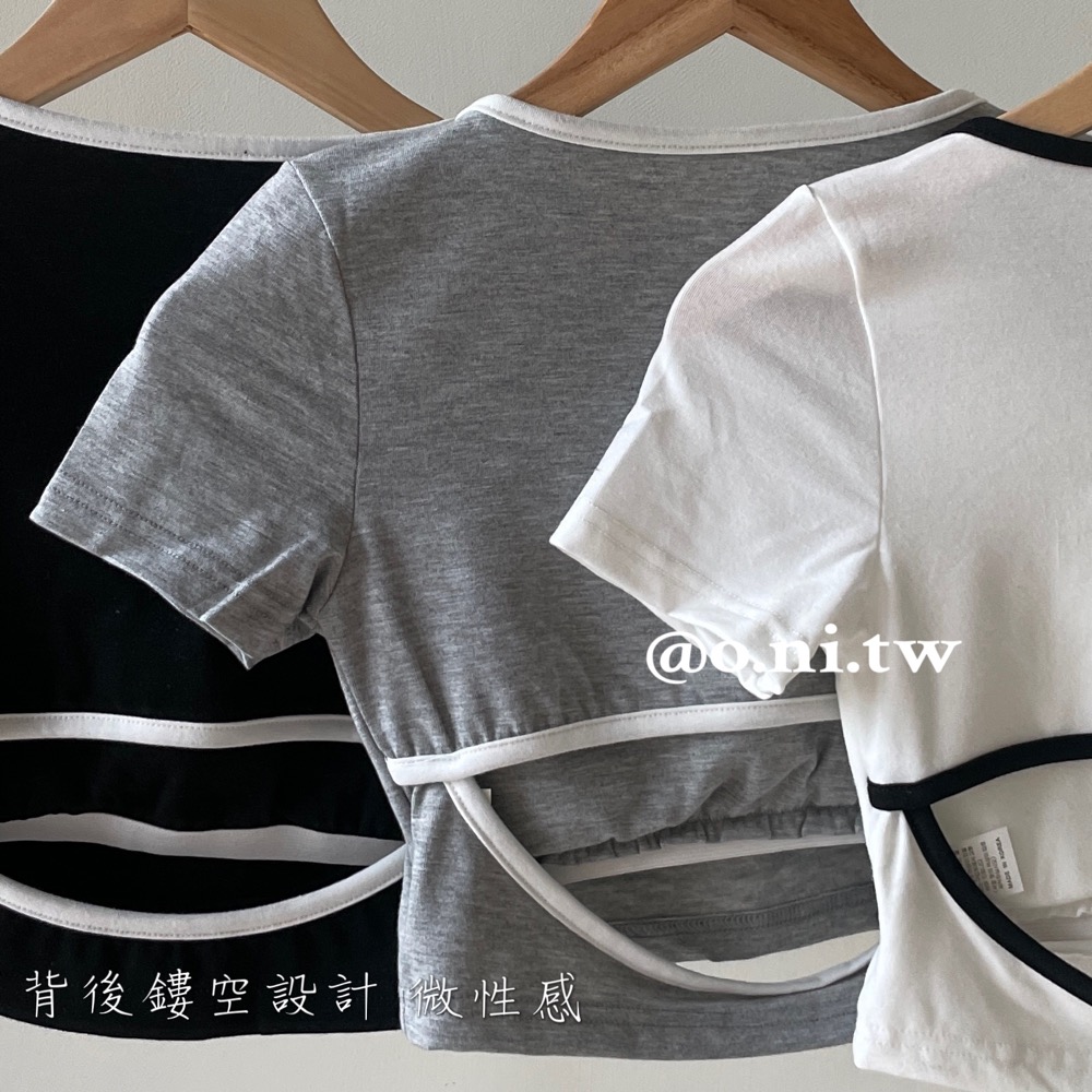 【o.ni.tw-現貨+預購#0048】背後鏤空短版罩杯上衣 黑色 白色 灰色-細節圖6