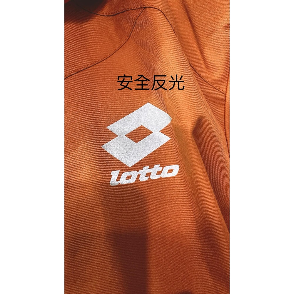 金英鞋坊2館 義大利第一品牌-LOTTO 男款連帽多袋設計風衣外套(有加大尺寸)  3192-紅柿橙 超低直購價490元-細節圖9