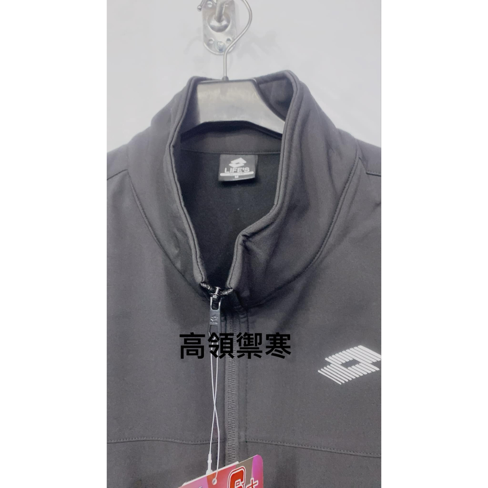 金英鞋坊2館 義大利第一品牌-LOTTO樂得男保暖透濕透氣多功能背心 1030-經典黑 特價490元-細節圖2