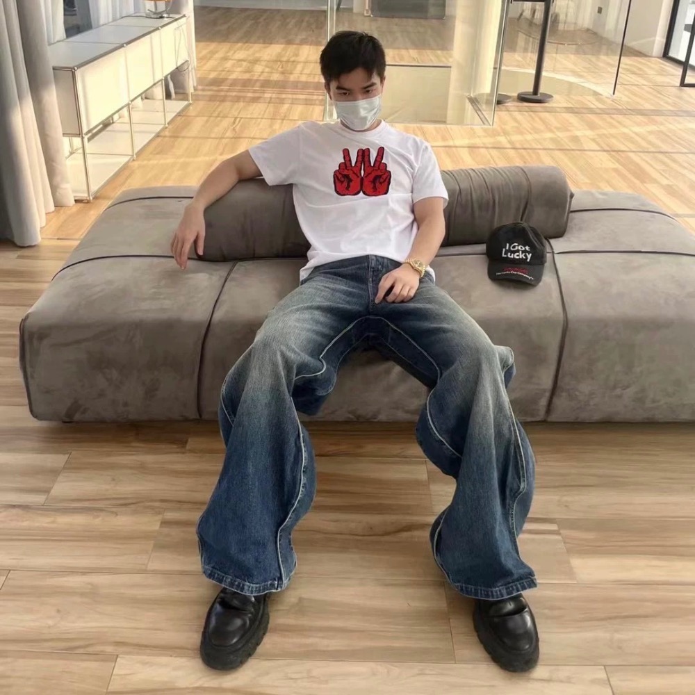 ￼『YEN’S嚴選』王嘉爾同款牛仔褲 男女同款 日韓潮流 扭曲波浪 寬鬆 高腰 直筒 牛仔褲-細節圖3