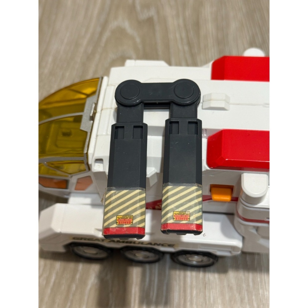 💚二手現貨💚Tomica Hyper Series 救護車基地 Great Ambulance＋救護變形機器人 無盒-細節圖3