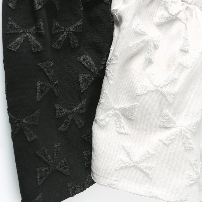 (現貨130）🇯🇵日本 branshes 緞帶壓紋拼接上衣-細節圖3