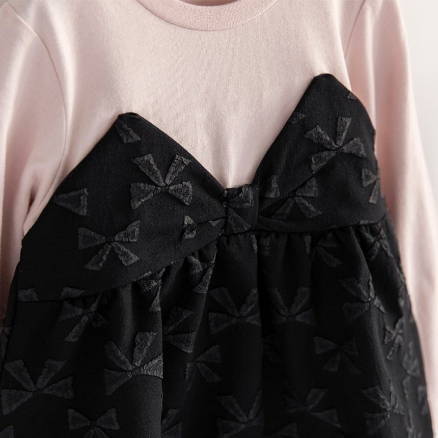 (現貨130）🇯🇵日本 branshes 緞帶壓紋拼接上衣-細節圖4