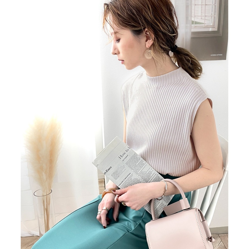 日本代購 - 現貨/預購 成熟無袖簡約高領針織衣-細節圖3