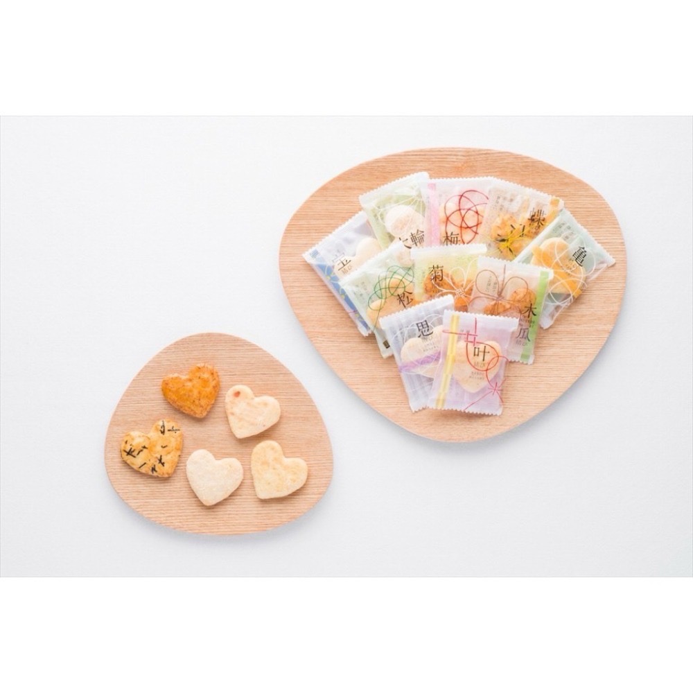 🎀現貨 現貨（新年禮盒）-🇯🇵 京都百年老店保津川あられ本舖 心結愛心仙貝禮盒 約30袋-細節圖5