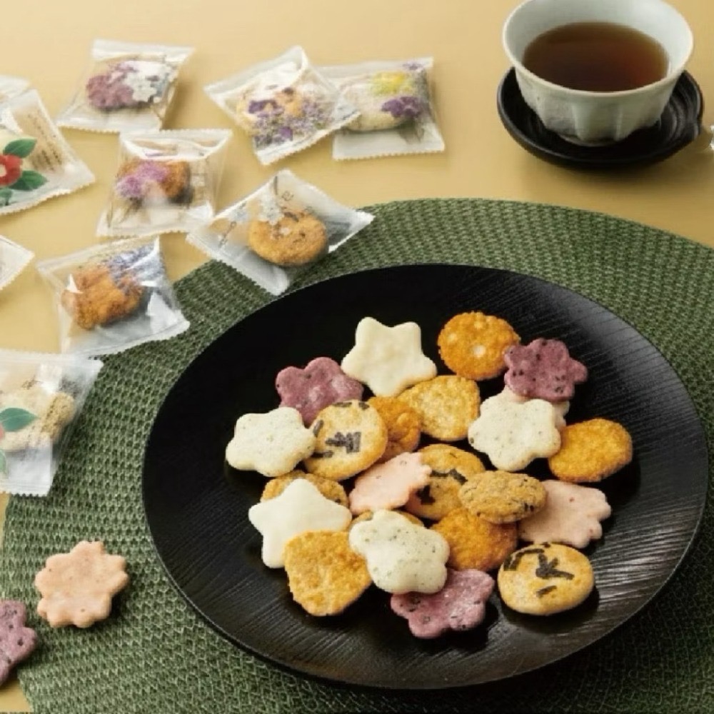 🎀 現貨 現貨（新年禮盒）-🇯🇵 新年期間限定款 萬葉花集仙貝禮盒(附紙袋)-細節圖6