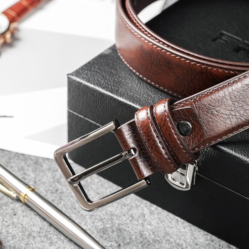 【FREED】時尚方形扣商務休閒頭層牛皮皮帶 - 咖啡色-細節圖4