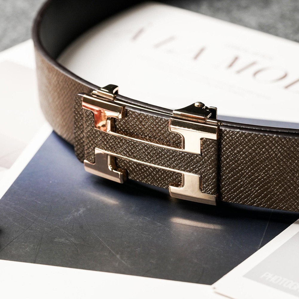 【FREED】時尚英文字母扣頭商務頭層牛皮耐磨自動皮帶-細節圖7