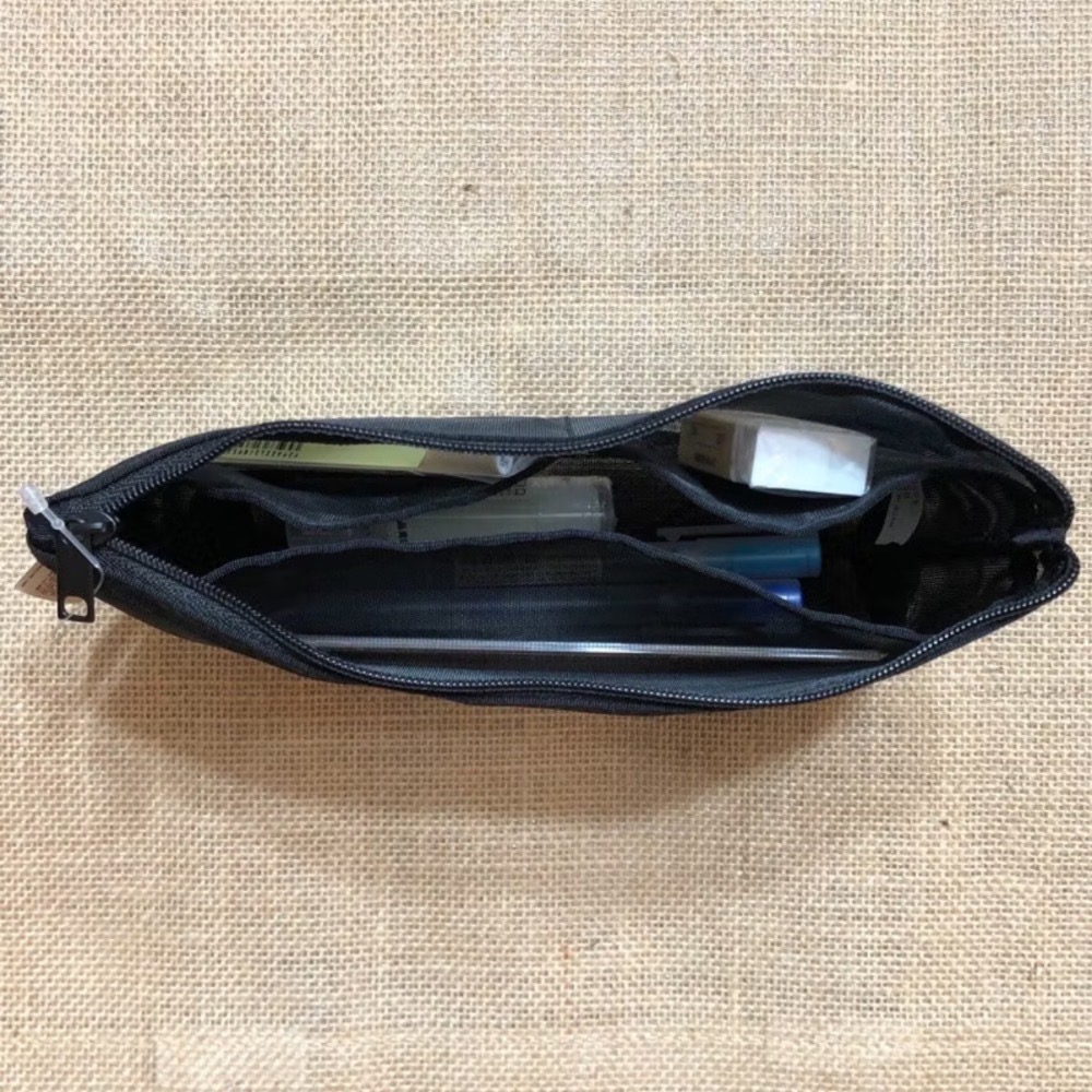 筆袋船型🌟升級現貨  [好感生活推薦]  品項：MUJI無印良品 尼龍網眼筆袋 船型 黑 灰　無印 文具 鉛筆盒-細節圖5