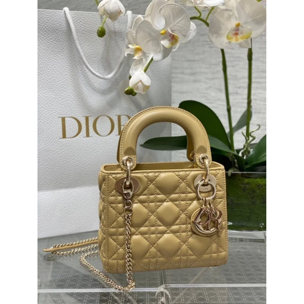 凱莉包包『只做原廠代購級別』9.9成新 超Mini 終極渠道 Dior Lady 黛妃包 經典女包 羊皮漆皮金扣銀扣琺瑯-規格圖1