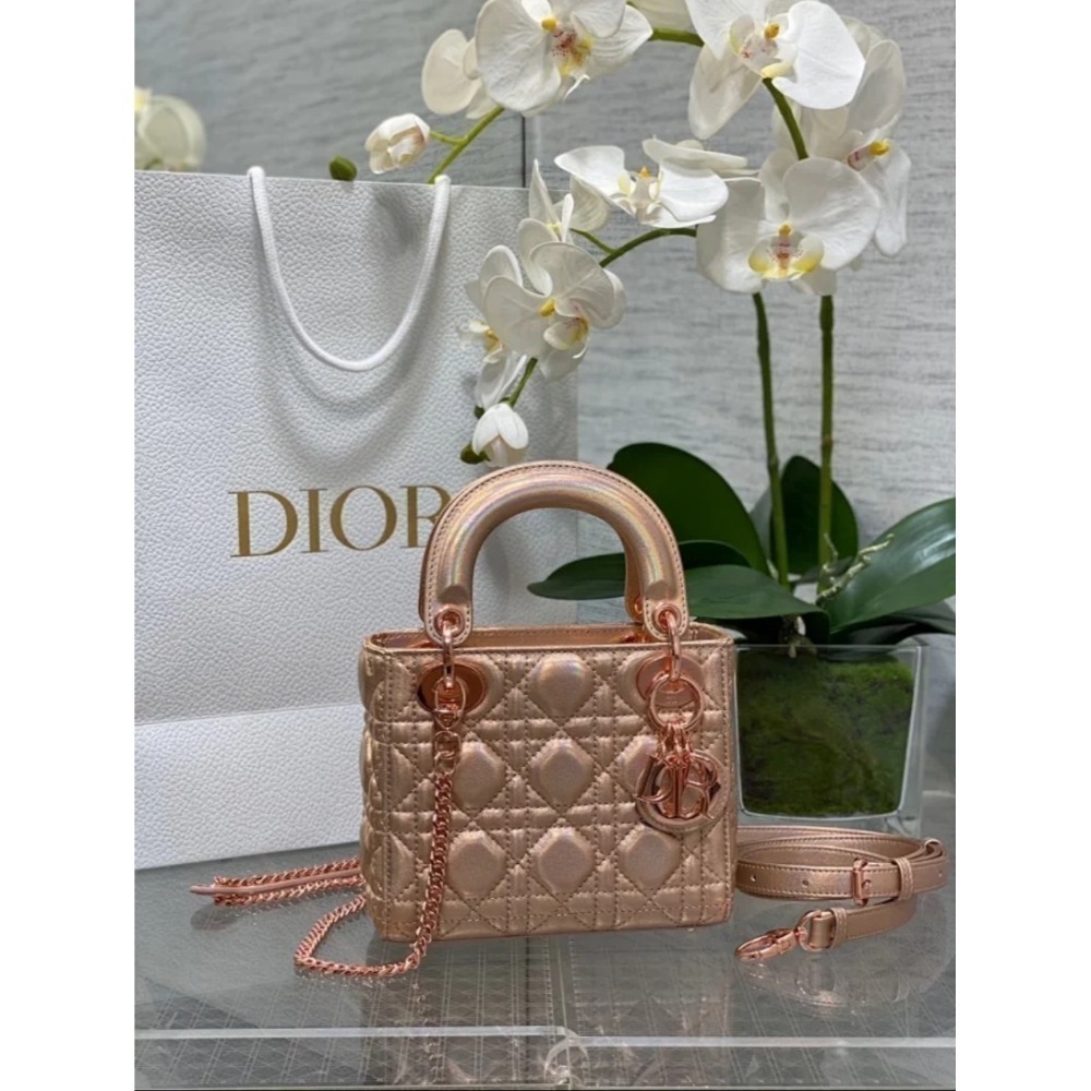 凱莉包包『只做原廠代購級別』9.9成新 超Mini 終極渠道 Dior Lady 黛妃包 經典女包 羊皮漆皮金扣銀扣琺瑯-規格圖1