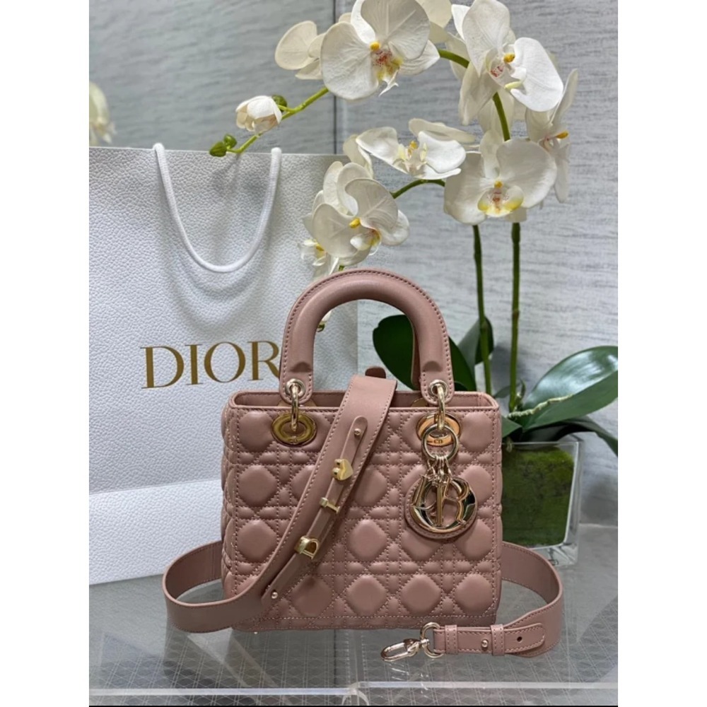 凱莉包包『只做原廠代購級別』9.9成新 五格 終極渠道 Dior Lady 黛妃包 經典女包 羊皮漆皮金扣銀扣琺瑯-規格圖1