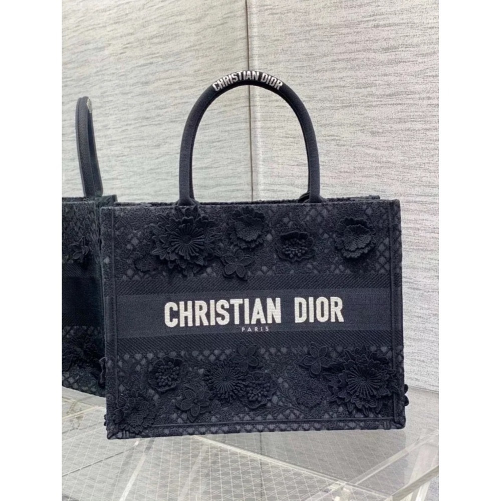凱莉包包『只做原廠代購級別』9.9成新 Dior 托特包 老花系列購物袋 Mini book tote 冬日花園蕾絲星座-規格圖9