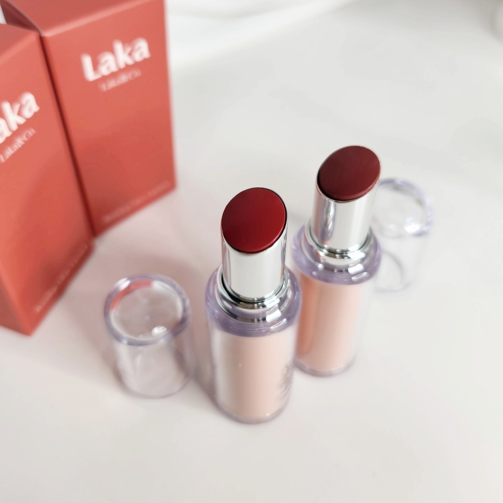 Laka｜玻璃光水潤唇膏｜純素 無性別彩妝 水光 不掉色 玻璃光澤 輕盈油滑質地｜AnniuKr｜-細節圖3