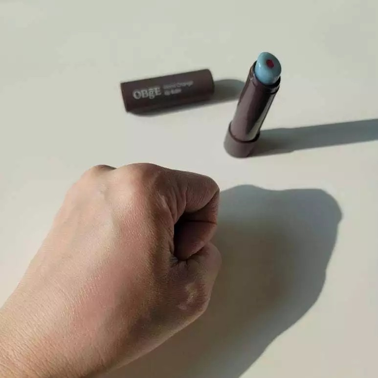 OBgE｜心情按鈕 蜂蜜奶油護唇膏 滋潤 保濕 紅潤 自然 天生 好氣色 無色 滋潤 角質護理 男性｜AnniuKr｜-細節圖2