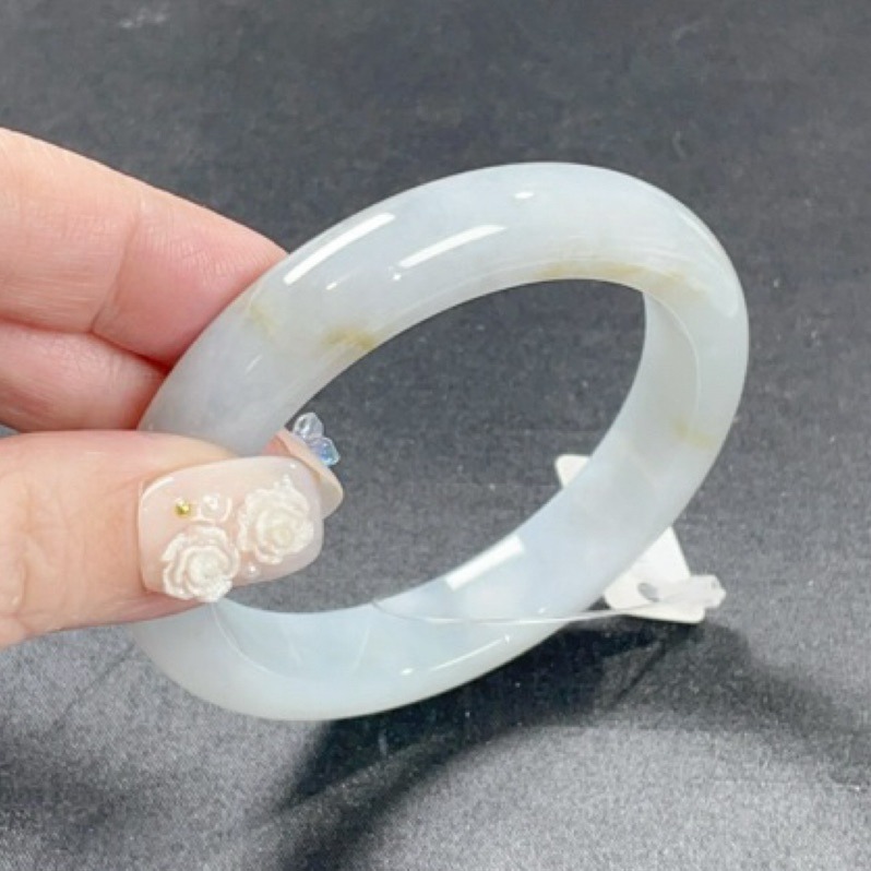 《Always9168輕奢珠寶》 B70天然緬甸A貨翡翠手鐲天空藍飄黃翡55.7mm+正圈平安鐲送台證-細節圖7