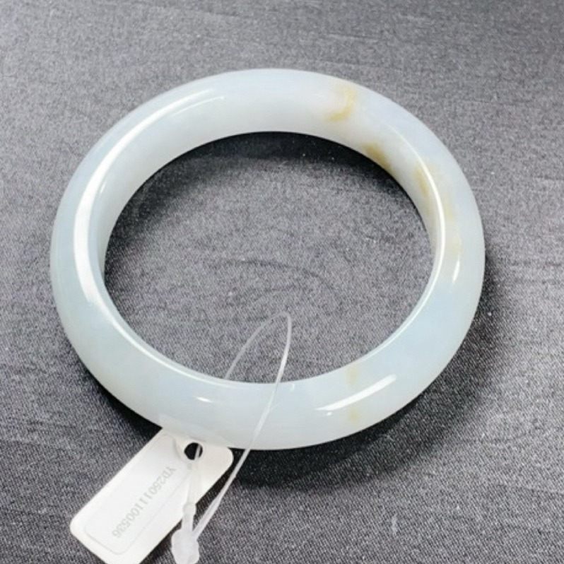 《Always9168輕奢珠寶》 B70天然緬甸A貨翡翠手鐲天空藍飄黃翡55.7mm+正圈平安鐲送台證-細節圖8