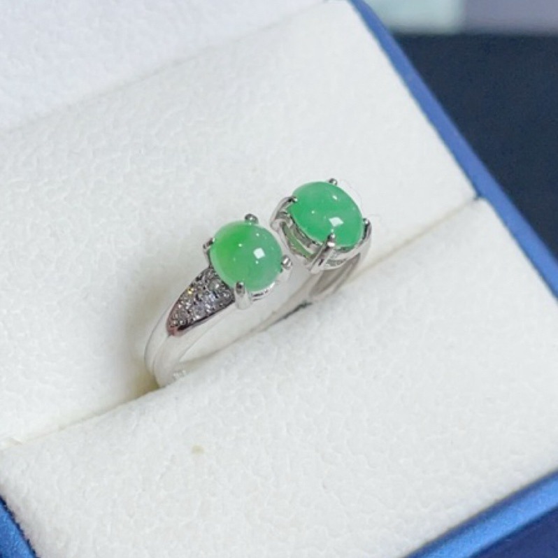 《Always9168輕奢珠寶》 天然緬甸A貨翡翠蛋面戒指冰陽綠上開口設計款S925銀鑲嵌活動戒圍-細節圖6