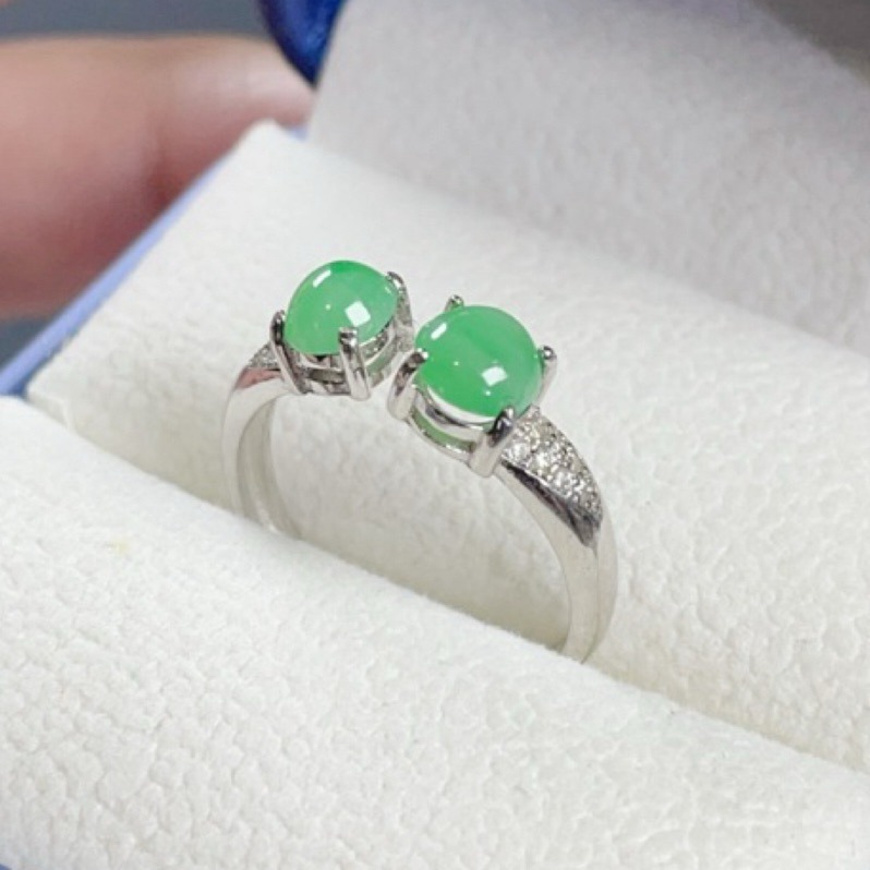 《Always9168輕奢珠寶》 天然緬甸A貨翡翠蛋面戒指冰陽綠上開口設計款S925銀鑲嵌活動戒圍-細節圖7