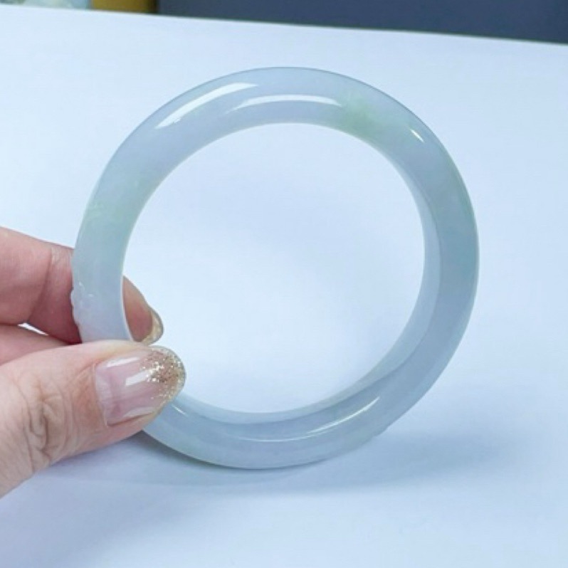 《Always9168輕奢珠寶》A36天然緬甸A貨翡翠手鐲冰紫底膠條果綠漸層正圈55圈口台證平安鐲-細節圖9