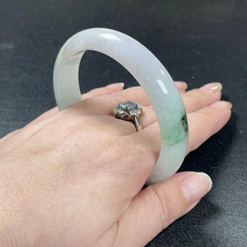 《Always9168輕奢珠寶》A75天然緬甸A貨翡翠手鐲冰粉膠飄花平安鐲59mm台證-細節圖4