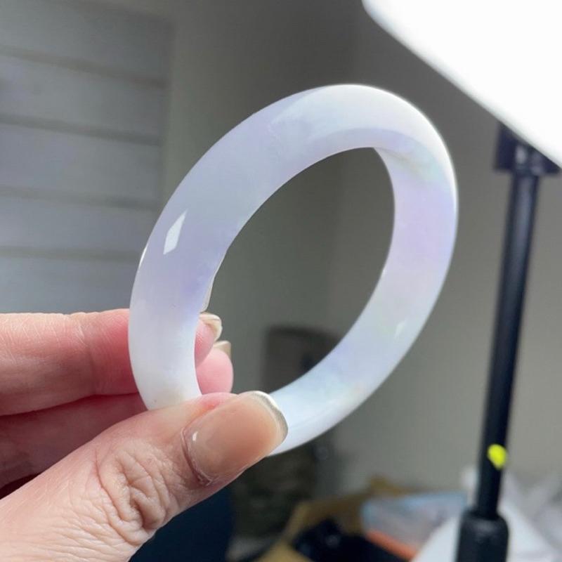 《Always9168輕奢珠寶》L23天然緬甸A貨翡翠手鐲 紫羅蘭春帶彩平安鐲 圈口55.7mm+附台証-細節圖8