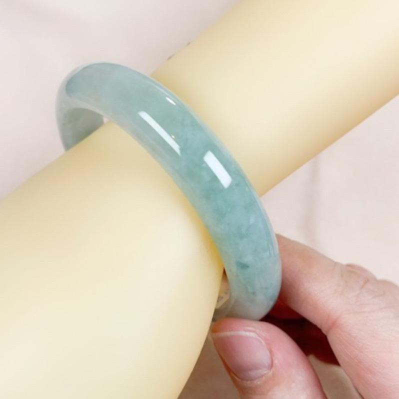 《Always9168輕奢珠寶》J77天然緬甸A貨翡翠手鐲 冰甜綠平安鐲 圈口57+ 附台灣鑑定證書-細節圖4