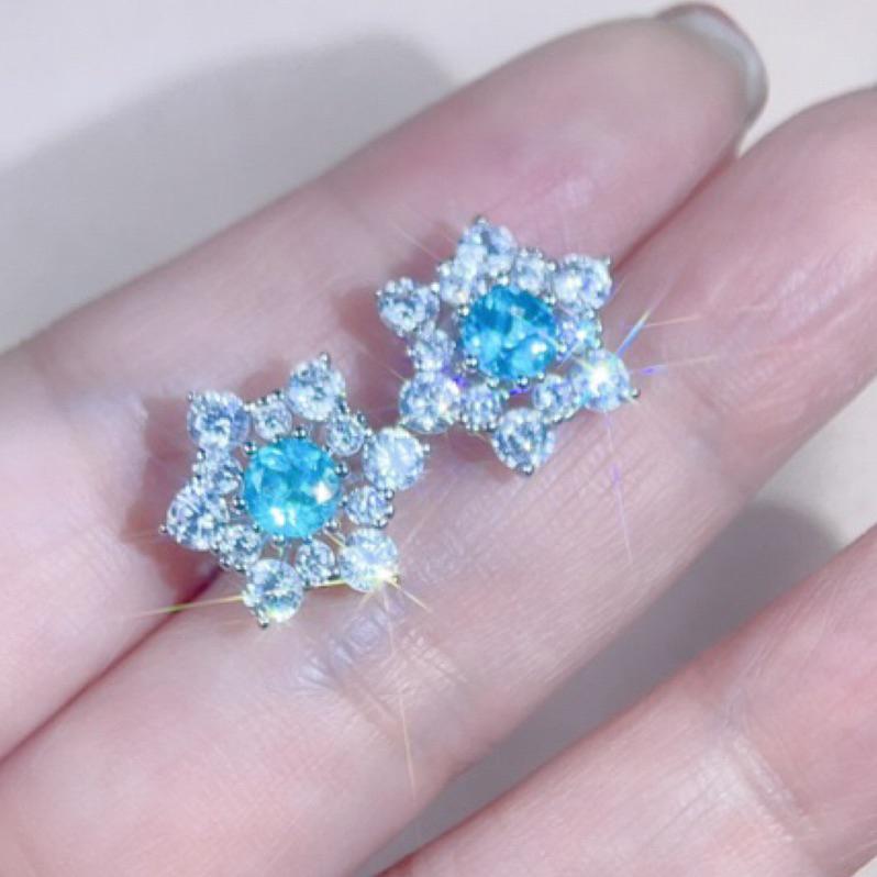 《Always9168輕奢珠寶》J46天然彩色寶石 藍磷灰石耳釘 帕拉伊巴平替寶石 S925銀鑲 火彩爆閃-細節圖6