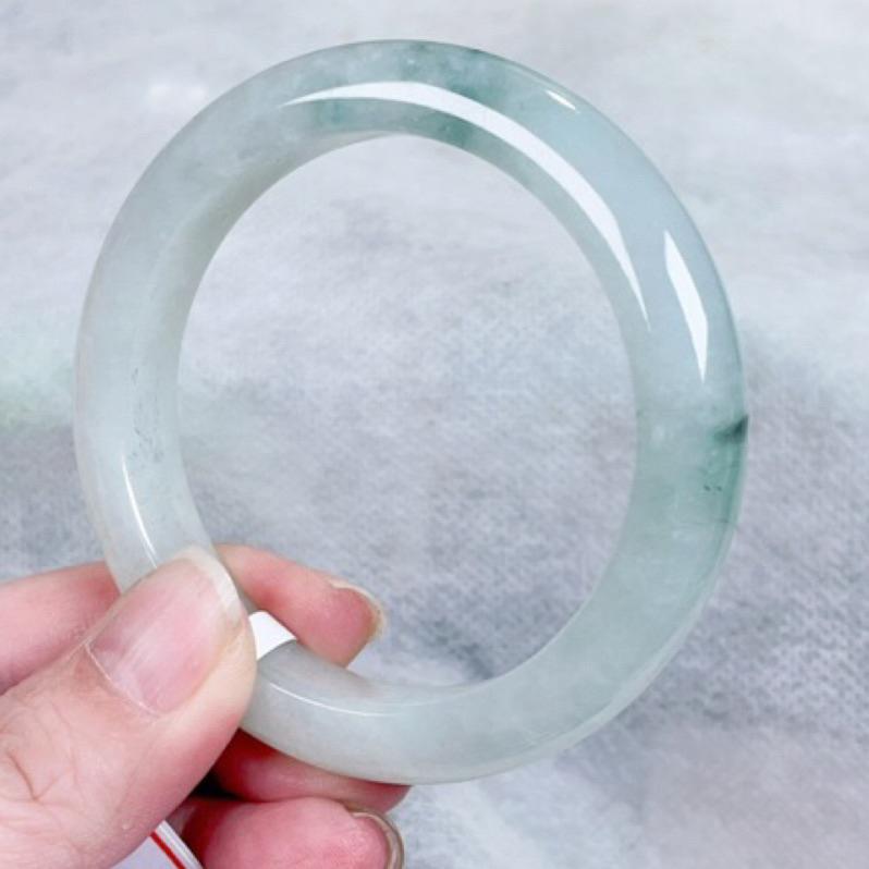 《Always9168輕奢珠寶》J49天然緬甸A貨翡翠手鐲 果綠飄蘭花 圈口52+ 平安鐲 細膩完美 附台灣鑑定證書-細節圖6