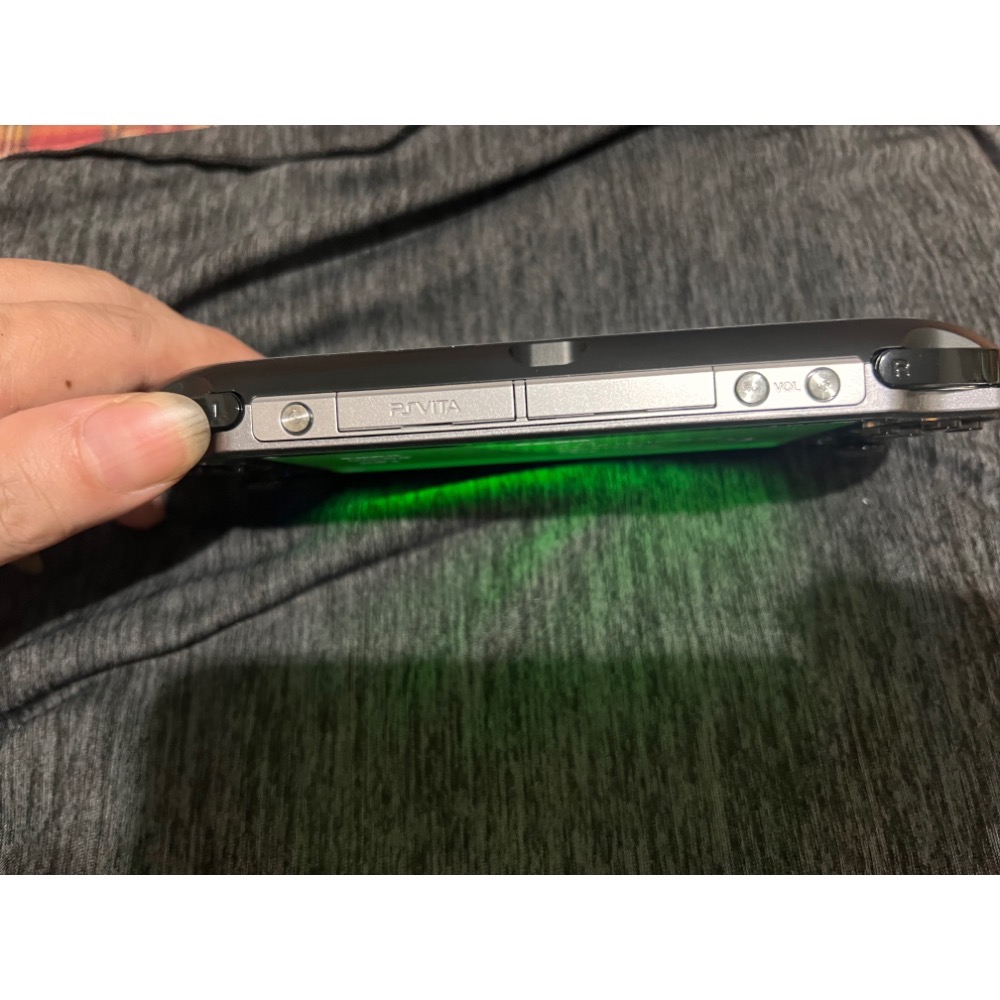 PSVITA 1007型內含8G記憶卡-細節圖4