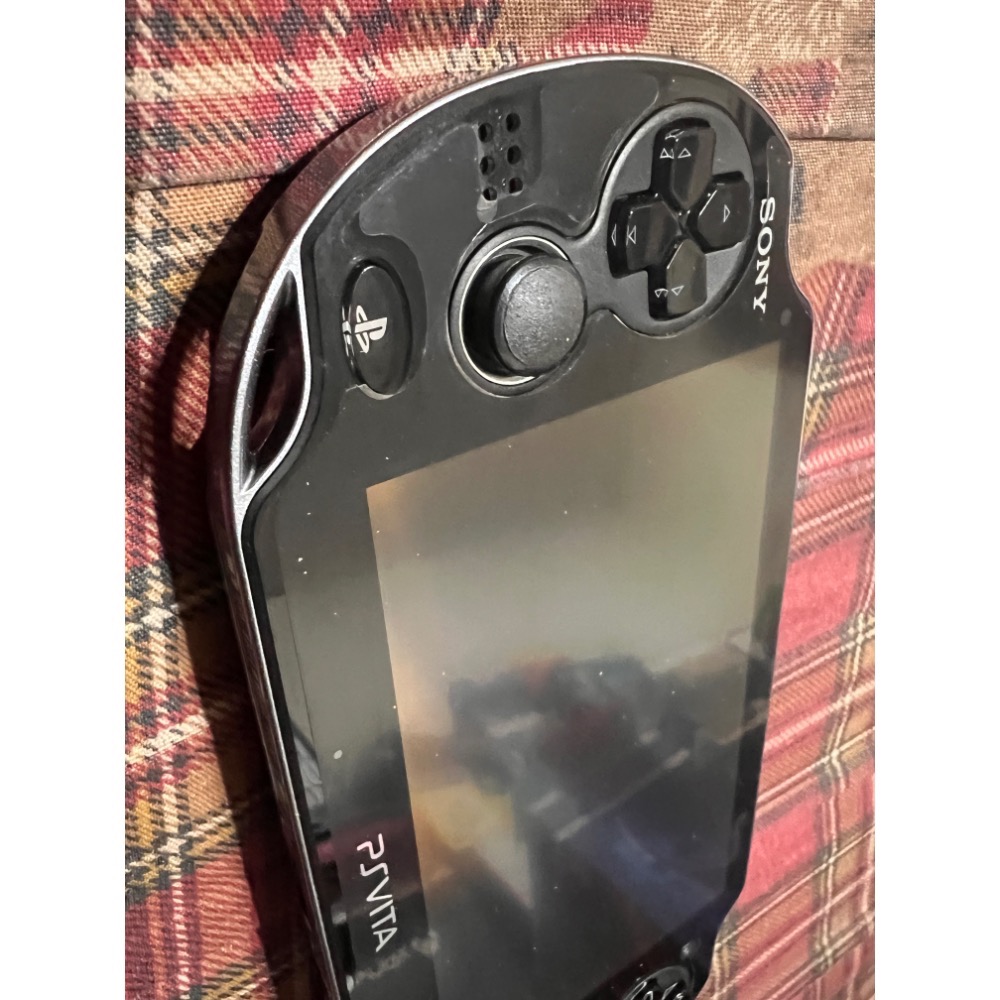 PSVITA OLED型內含8G記憶卡-細節圖3