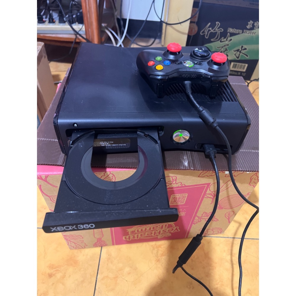 XBOX360 250G+kinect 有線手把（無盒）-細節圖3