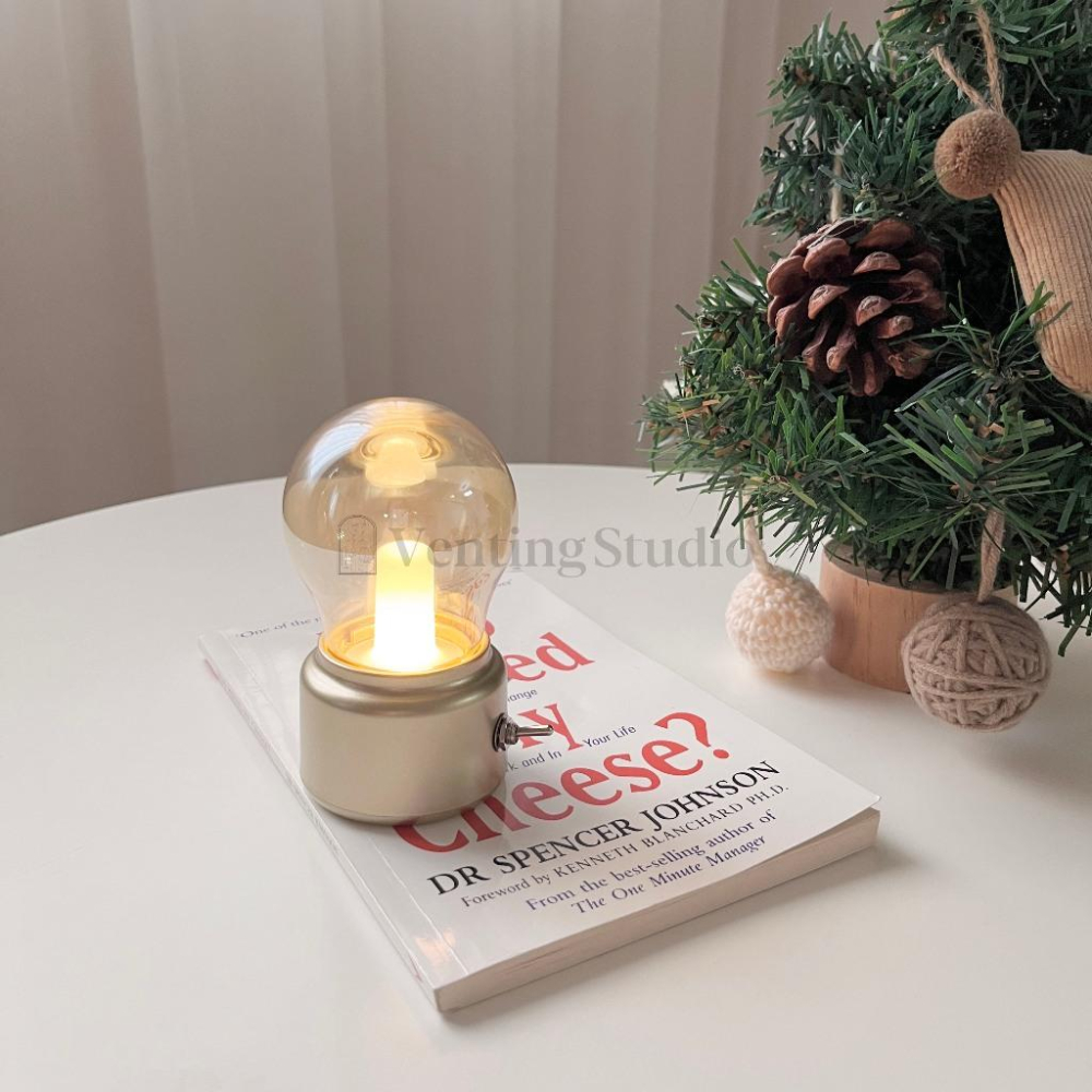 🌵 𝐕𝐞𝐧𝐭𝐢𝐧𝐠 𝐒𝐭𝐮𝐝𝐢𝐨 🌵 | 現貨 | 英式復古燈泡小夜燈 無線小夜燈 床頭燈 氣氛燈 USB充電-細節圖4