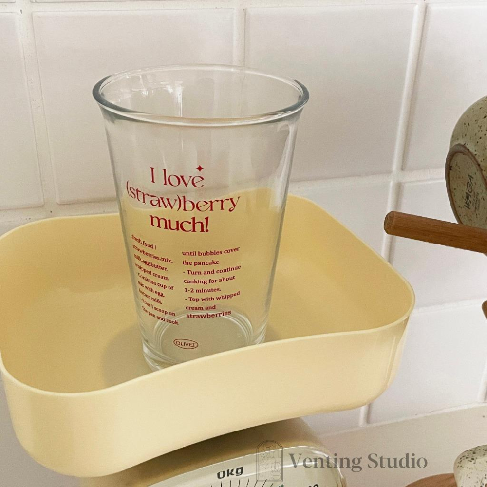 🌵 𝐕𝐞𝐧𝐭𝐢𝐧𝐠 𝐒𝐭𝐮𝐝𝐢𝐨 🌵  | 現貨 | INS風 韓系字母玻璃杯 玻璃杯 水杯 果汁杯-細節圖4