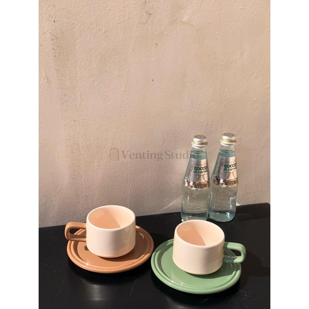 🌵 𝐕𝐞𝐧𝐭𝐢𝐧𝐠 𝐒𝐭𝐮𝐝𝐢𝐨 🌵  | 現貨 | INS風陶瓷馬克杯碟套組 咖啡杯 盤子 復古馬克杯-細節圖2