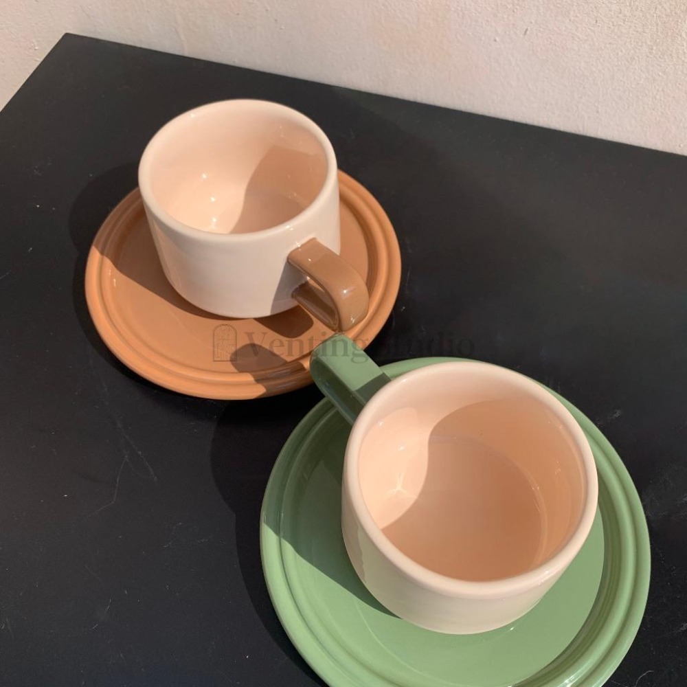 🌵 𝐕𝐞𝐧𝐭𝐢𝐧𝐠 𝐒𝐭𝐮𝐝𝐢𝐨 🌵  | 現貨 | INS風陶瓷馬克杯碟套組 咖啡杯 盤子 復古馬克杯-細節圖6