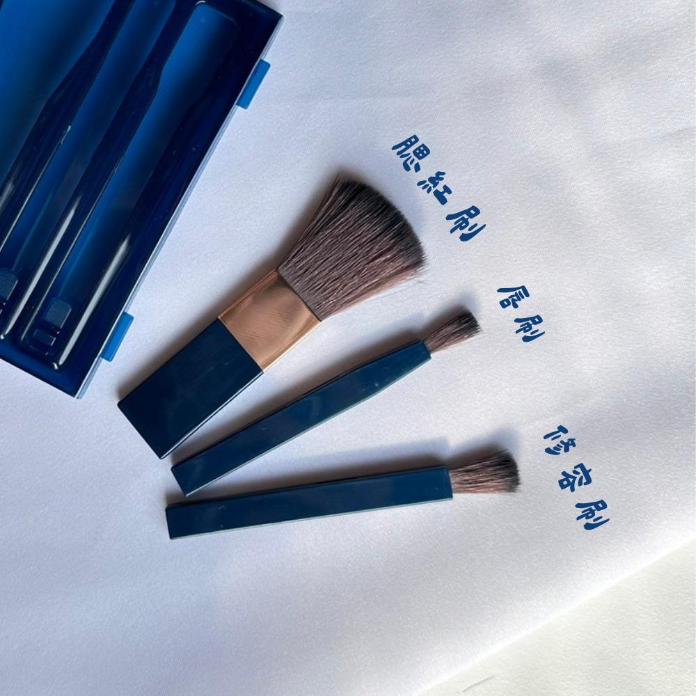 【Rlaso】Pony Effect｜三入迷你化妝刷具組 腮紅刷 修容刷 唇刷 眼影刷 化妝刷具組 迷你刷具 旅行刷具-細節圖2