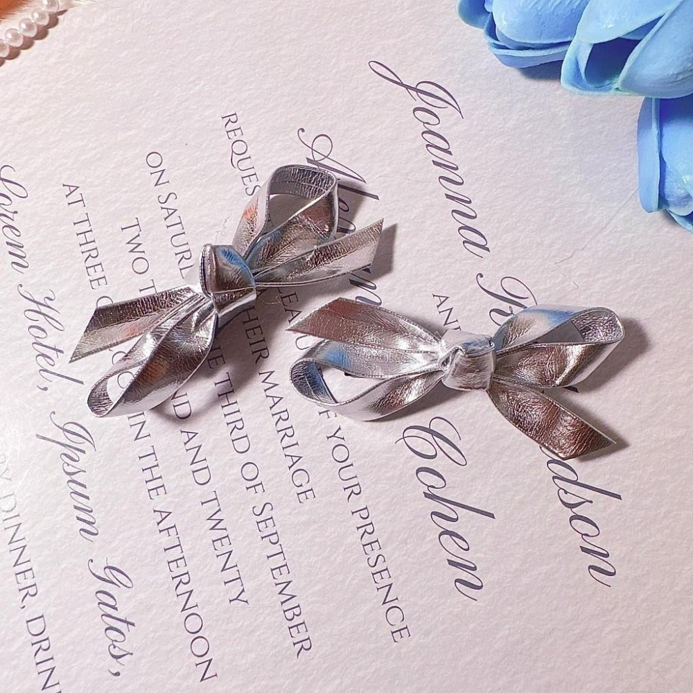 【韓系銀色亮面蝴蝶結髮夾】髮飾 頭飾 鴨嘴夾 蝴蝶結髮夾 甜酷 氣質甜美 時尚配件 //CH0109-細節圖7