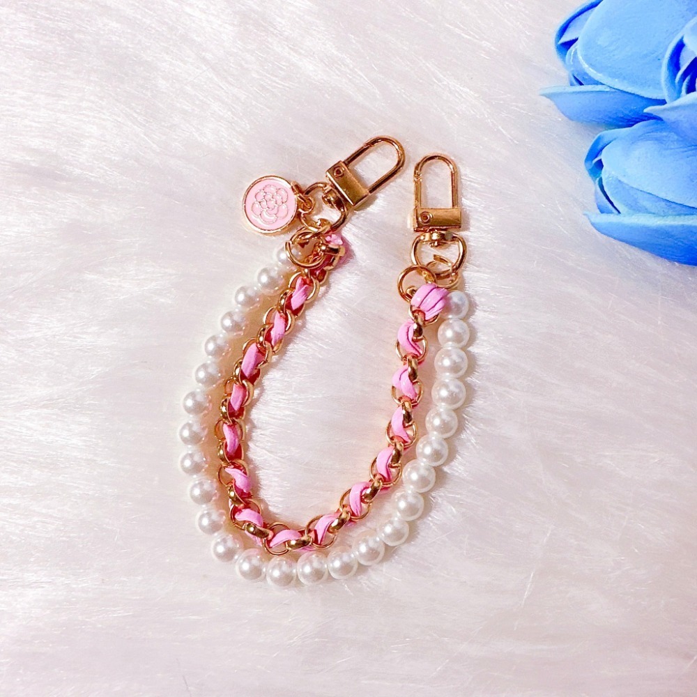 【韓系小香風鍊條珍珠手機吊飾】鑰匙圈 山茶花手機鍊 手機掛繩 包包吊飾 掛件 手提多功能  #CP0302-規格圖4