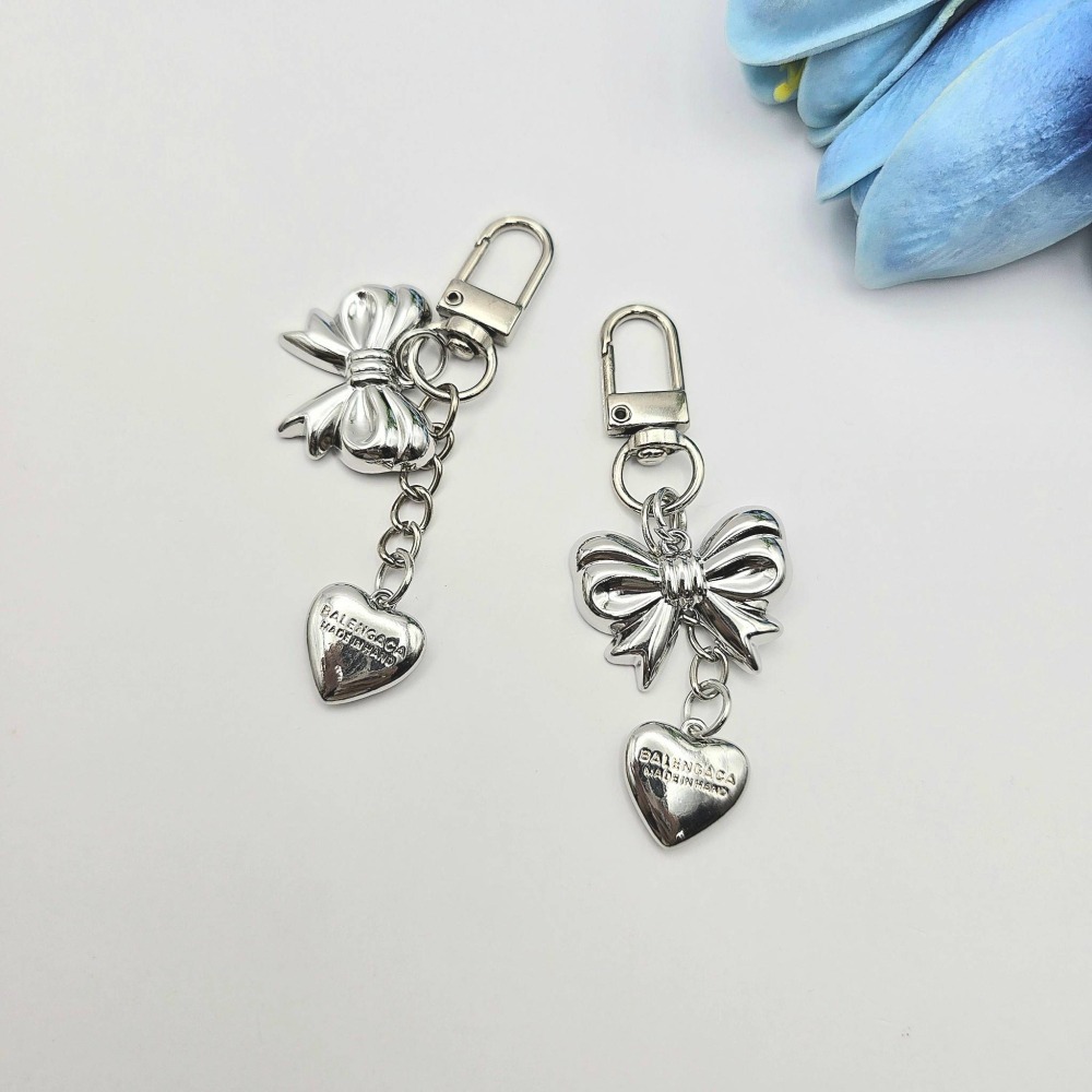 【蝴蝶結愛心垂墜吊飾】 鑰匙圈 掛飾 airpods吊飾 包包吊飾 配件 #CP0202-細節圖3