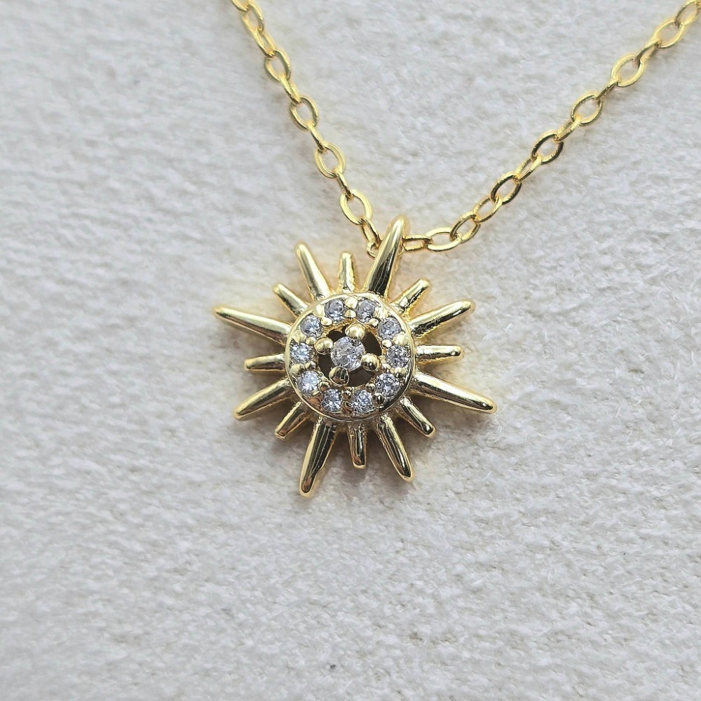 【陽光絮語】 S925 18K金 太陽項鍊 純銀頸鍊 鑲鑽造型項鍊 流行時尚 女生飾品 首飾 送禮推薦 CA0303-規格圖8