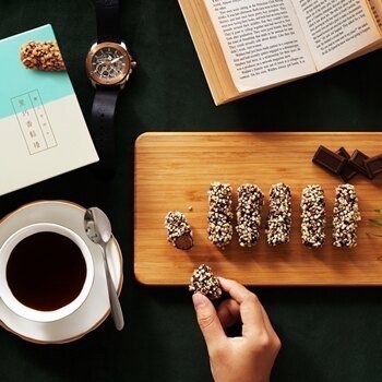 [現貨宅配0元]長榮航空Eva Air 長榮嚴選-香鬆起司糙米捲50包/黑巧香鬆捲36包-細節圖4