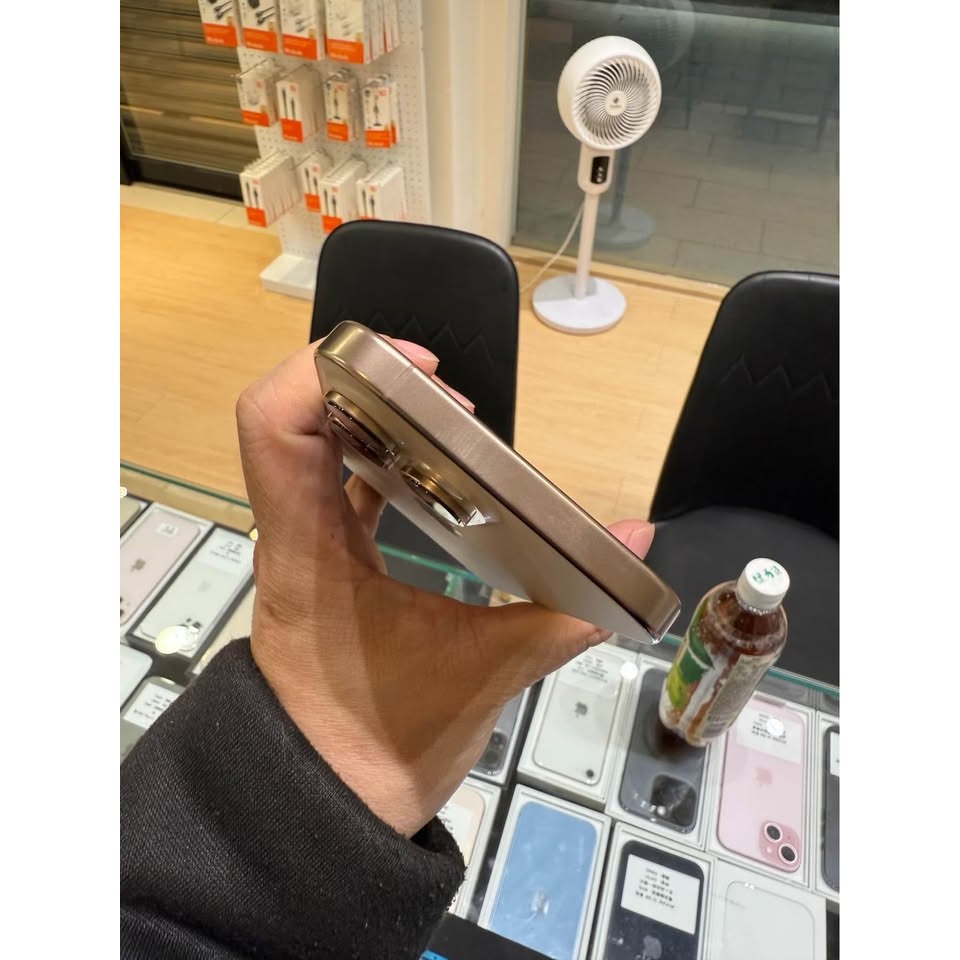[永康] iPhone 16 Pro Max 512G 金-細節圖3